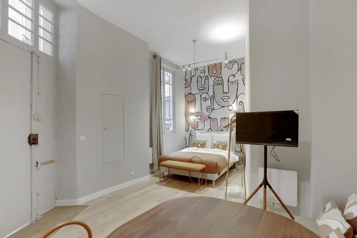 アパート Cozy Studio Coeur Du 6Eme - Close To Luxembourg パリ